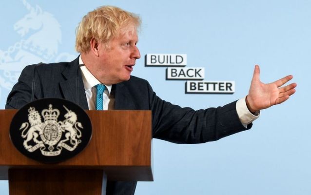 British Prime Minister Boris Johnson delivers a speech at Exeter College Construction Centre, part of Exeter College in Exeter, Britain September 29, 2020. Finnbarr Webster/Pool via REUTERS